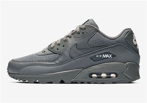 nike air max 90s grey